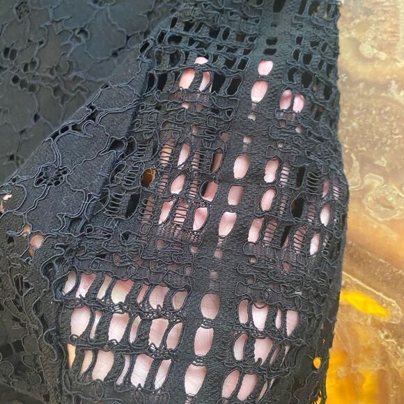 Lui Jo lace skirt, size 42(6) - Picture 7 of 8